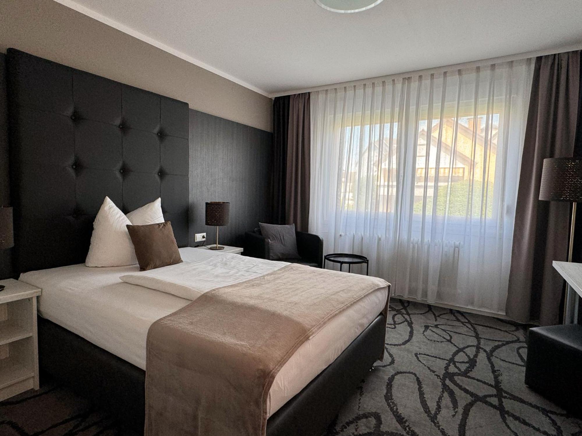 Eisberg Hotel Schwanen Lahr  Εξωτερικό φωτογραφία